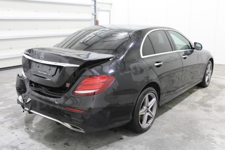 Photo 3 VIN: WDD2130531A721482 - MERCEDES-BENZ E-CLASS COUPE 