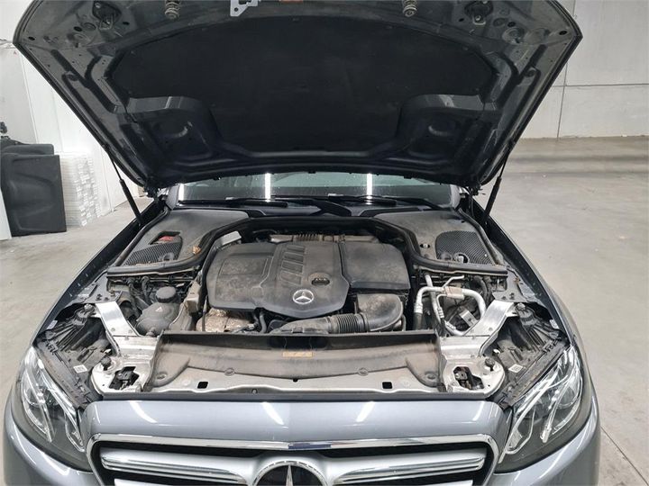 Photo 11 VIN: WDD2132041A263802 - MERCEDES-BENZ E BREAK 