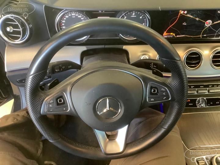 Photo 10 VIN: WDD2132041A379718 - MERCEDES-BENZ E-CLASS T 