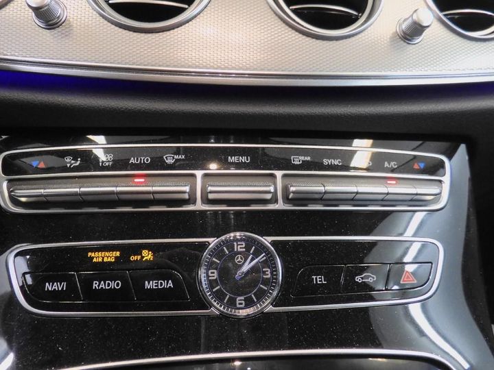 Photo 13 VIN: WDD2132041A431585 - MERCEDES-BENZ E-KLASSE ESTATE 