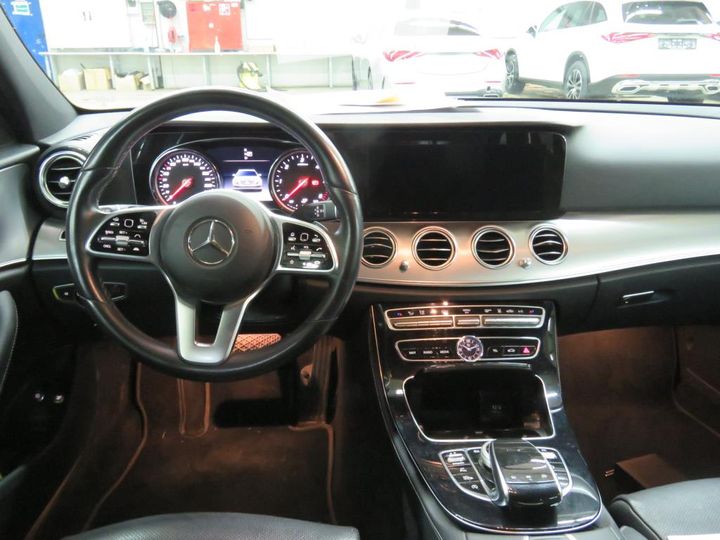 Photo 2 VIN: WDD2132041A611205 - MERCEDES-BENZ E 