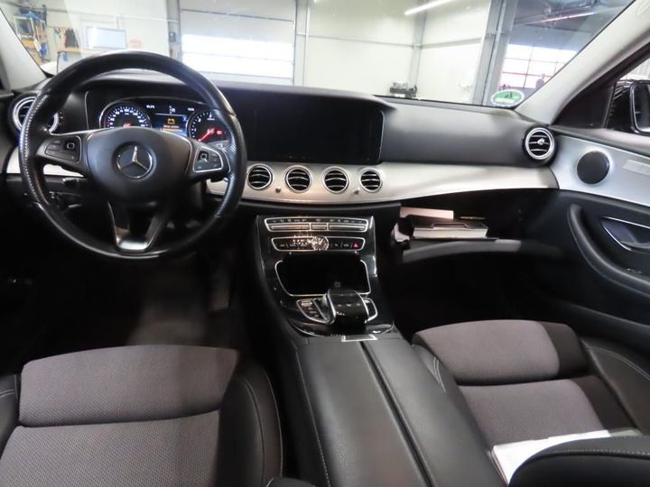 Photo 5 VIN: WDD2132051A453549 - MERCEDES-BENZ E T-MODEL 