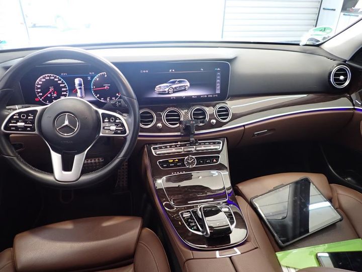 Photo 12 VIN: WDD2132051A598946 - MERCEDES-BENZ KLASA E 