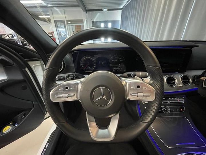 Photo 17 VIN: WDD2132081A753388 - MERCEDES-BENZ E-CLASS T 