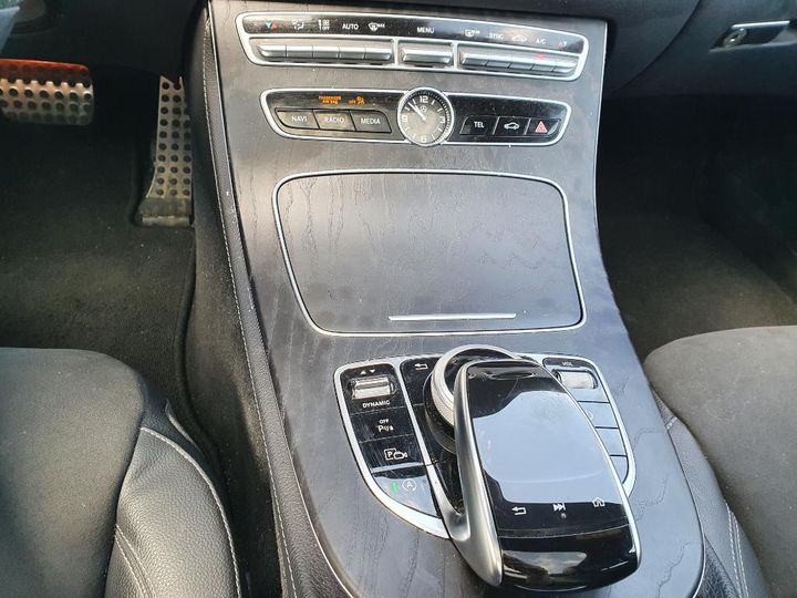 Photo 18 VIN: WDD2132121A667473 - MERCEDES-BENZ E-KLASSE 