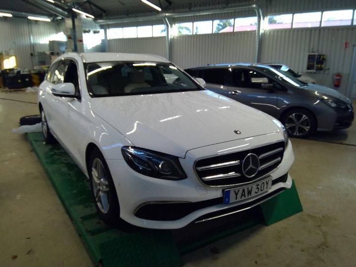 Photo 1 VIN: WDD2132121A684219 - MERCEDES-BENZ E-CLASS 