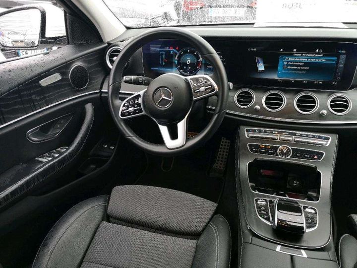 Photo 4 VIN: WDD2132121A689254 - MERCEDES-BENZ CLASSE E BREAK 