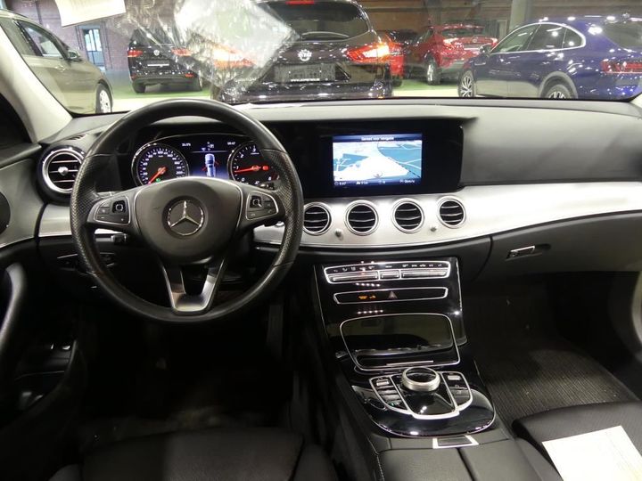 Photo 8 VIN: WDD2132131A271505 - MERCEDES-BENZ E BREAK 