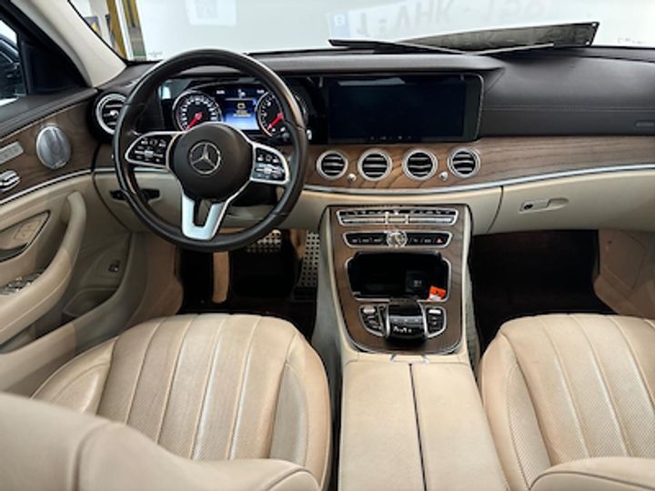 Photo 7 VIN: WDD2132171A570653 - MERCEDES-BENZ E-KLASSE 