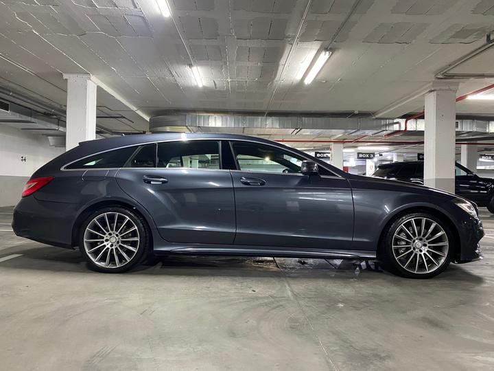 Photo 2 VIN: WDD2189261A181735 - MERCEDES-BENZ CLS ESTATE 