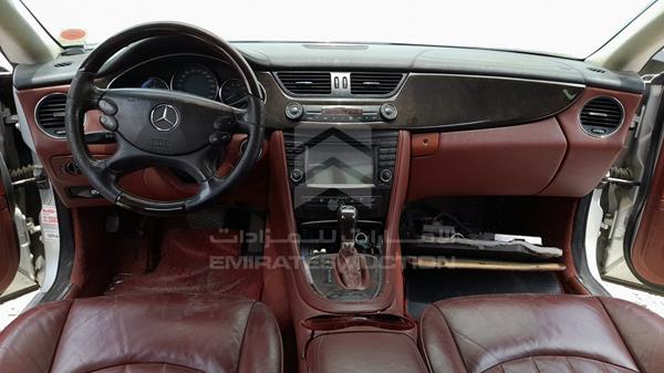 Photo 16 VIN: WDD2193751A010837 - MERCEDES-BENZ CLS 500 