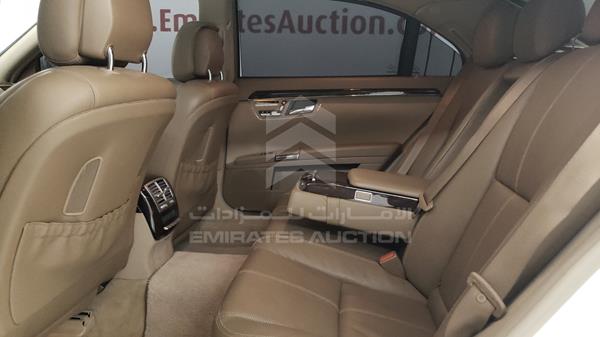 Photo 28 VIN: WDD2211711A052266 - MERCEDES-BENZ S 550 