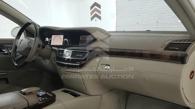 Photo 28 VIN: WDD2211711A087768 - MERCEDES-BENZ S 500 