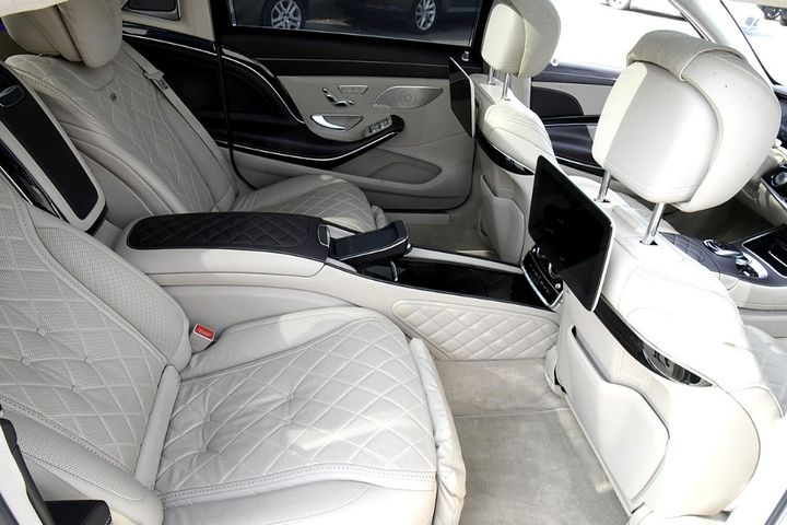 Photo 10 VIN: WDD2229861A368249 - MAYBACH S560 