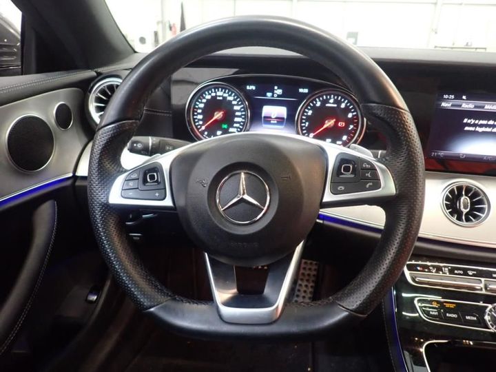 Photo 11 VIN: WDD2383421F055330 - MERCEDES-BENZ CLASSE E COUPE 