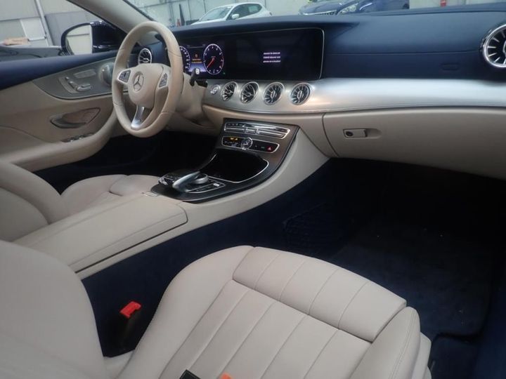 Photo 6 VIN: WDD2383661F022937 - MERCEDES-BENZ CLASSE E COUPE 