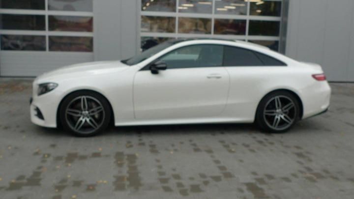 Photo 2 VIN: WDD2383831F098838 - MERCEDES-BENZ E-CLASS COUPE 