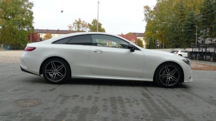 Photo 7 VIN: WDD2383831F098838 - MERCEDES-BENZ E-CLASS COUPE 