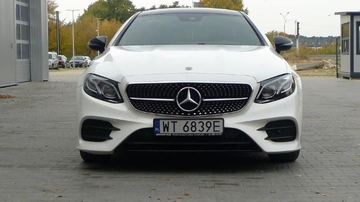 Photo 9 VIN: WDD2383831F098838 - MERCEDES-BENZ E-CLASS COUPE 