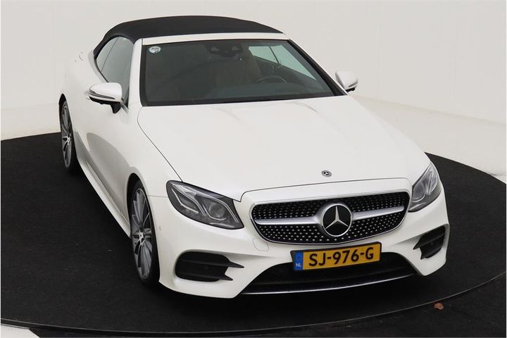 Photo 2 VIN: WDD2384421F053344 - MERCEDES-BENZ E-KLASSE 