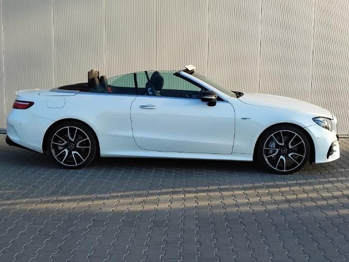 Photo 19 VIN: WDD2384611F074086 - MERCEDES-BENZ E-CLASS CABRIOLET 