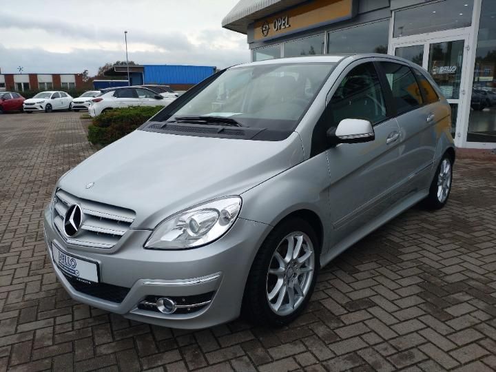 Photo 1 VIN: WDD2452071J667330 - MERCEDES-BENZ B-CLASS HATCHBACK 