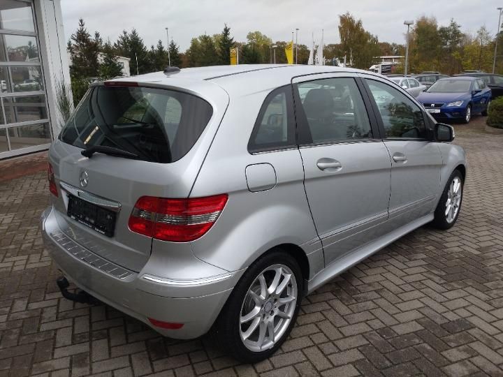 Photo 5 VIN: WDD2452071J667330 - MERCEDES-BENZ B-CLASS HATCHBACK 