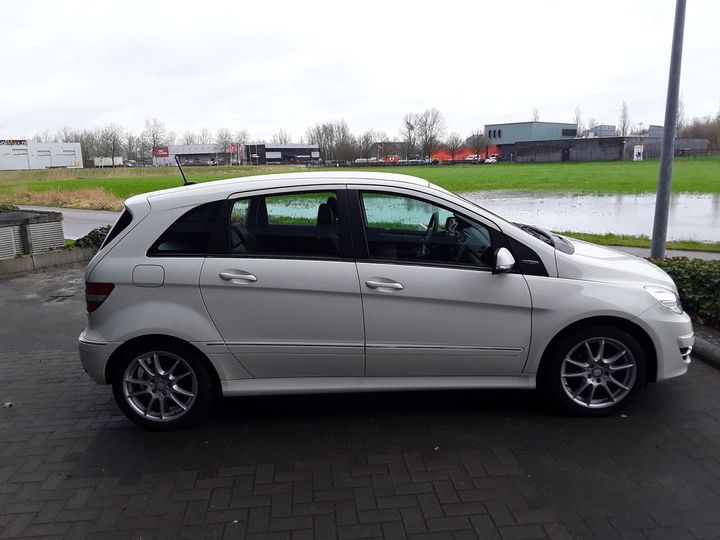 Photo 15 VIN: WDD2452311J734154 - MERCEDES-BENZ B-KLASSE 