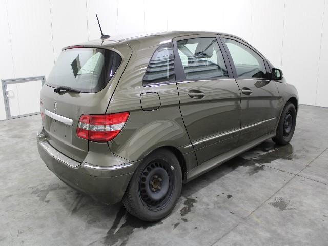 Photo 3 VIN: WDD2452331J489528 - MERCEDES-BENZ B-CLASS HATCHBACK 