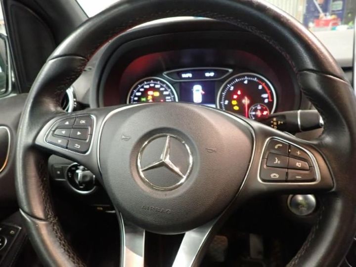 Photo 9 VIN: WDD2462081J444443 - MERCEDES-BENZ CLASSE B 