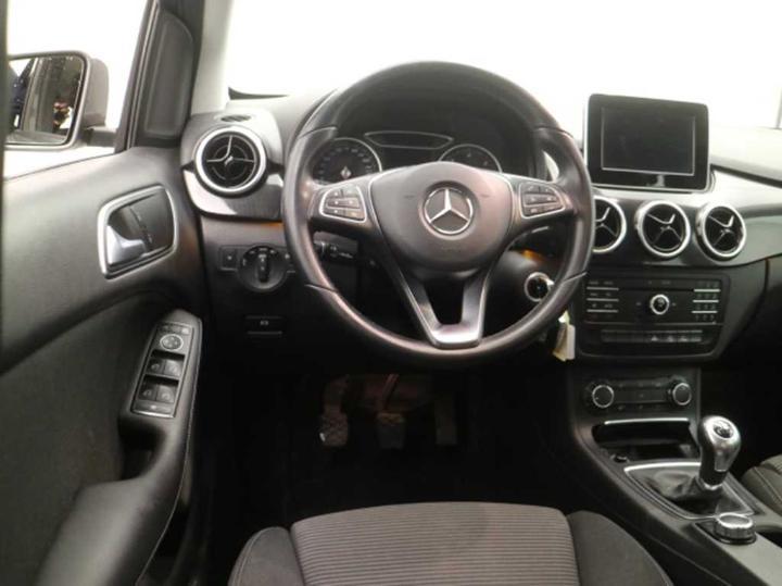 Photo 9 VIN: WDD2462121J393374 - MERCEDES-BENZ B-CLASS HATCHBACK 