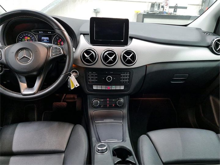 Photo 8 VIN: WDD2462121J402017 - MERCEDES-BENZ B 