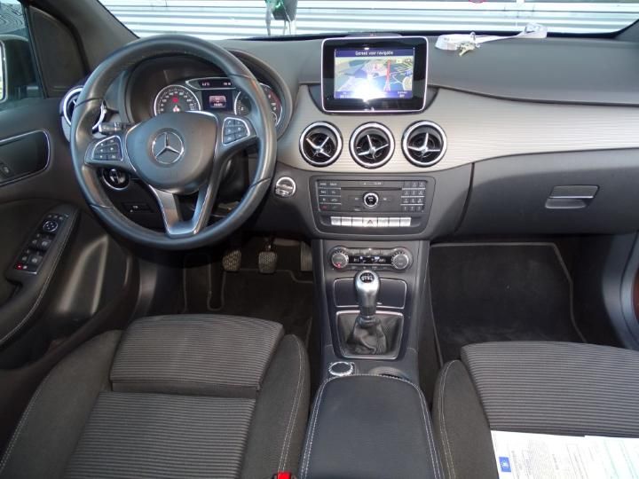 Photo 8 VIN: WDD2462121N162288 - MERCEDES-BENZ B 