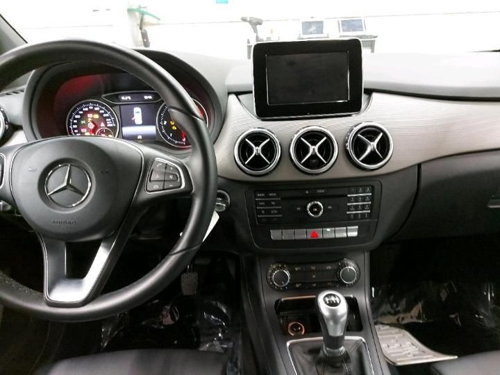 Photo 8 VIN: WDD2462121N163826 - MERCEDES-BENZ B 