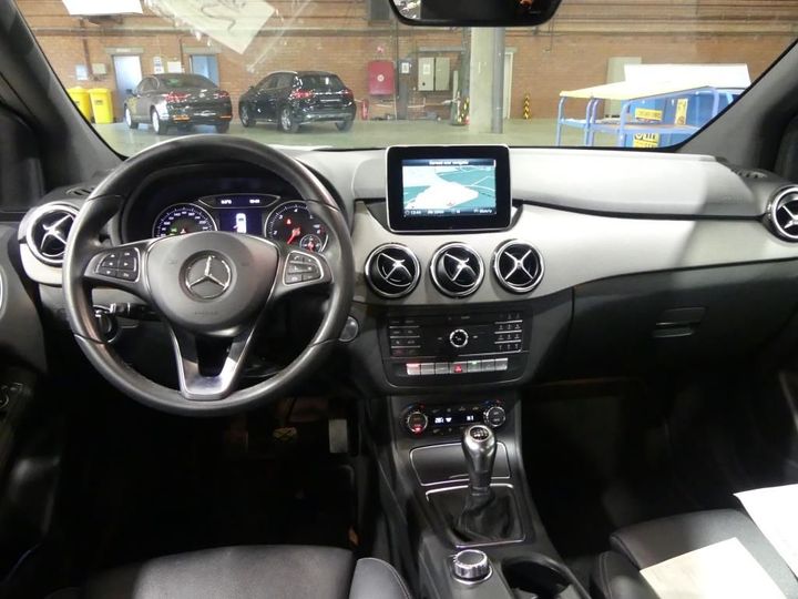 Photo 8 VIN: WDD2462121N219357 - MERCEDES-BENZ B 