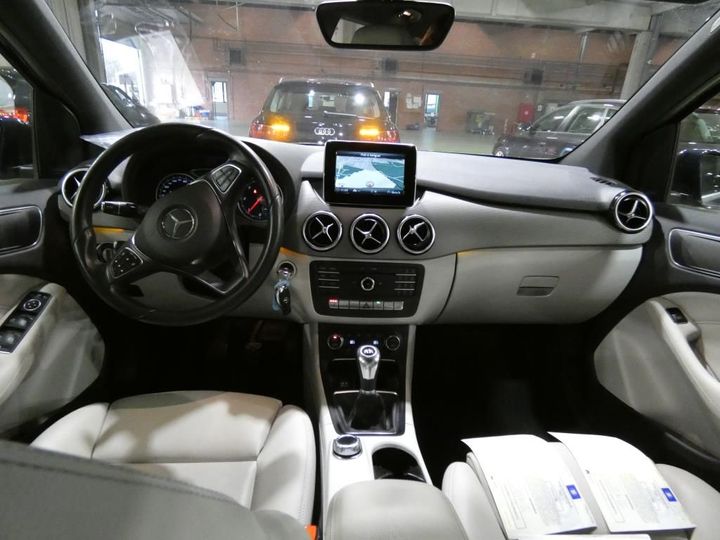 Photo 8 VIN: WDD2462121N225548 - MERCEDES-BENZ B 