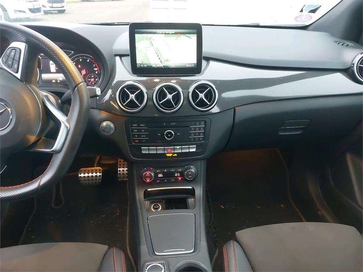 Photo 11 VIN: WDD2462431N235238 - MERCEDES-BENZ CLASSE B 