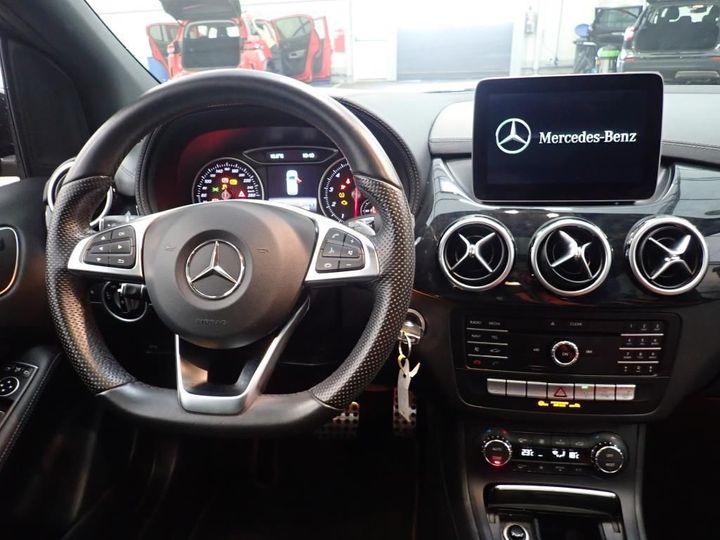 Photo 6 VIN: WDD2462471N173835 - MERCEDES-BENZ CLASSE B 