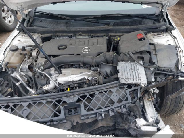 Photo 9 VIN: WDD3G4EB4KW005458 - MERCEDES-BENZ A 220 