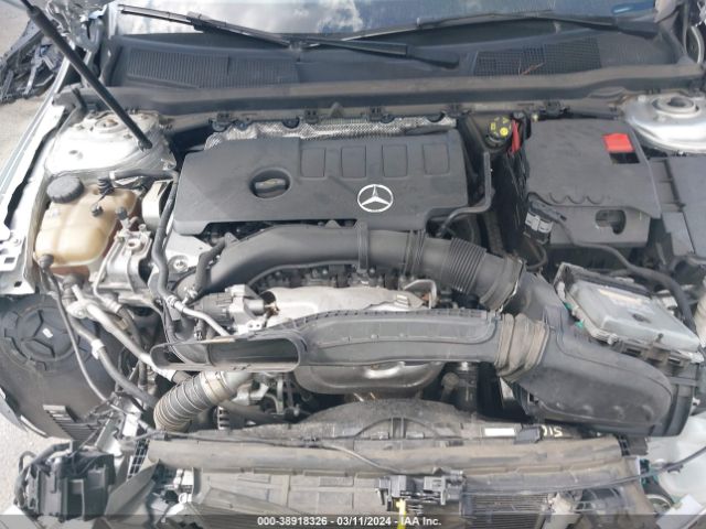 Photo 9 VIN: WDD3G4EB4KW005671 - MERCEDES-BENZ A-CLASS 