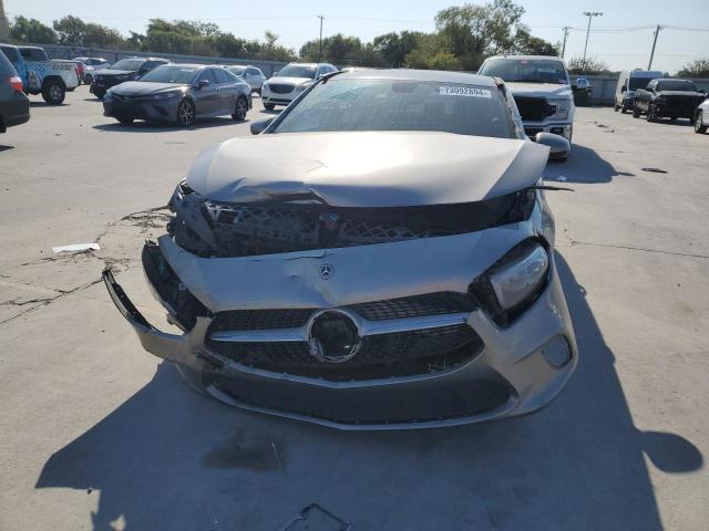 Photo 4 VIN: WDD3G4EB4KW032062 - MERCEDES-BENZ A 220 