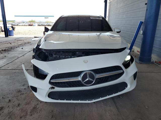 Photo 4 VIN: WDD3G4EB6KW002318 - MERCEDES-BENZ A 220 