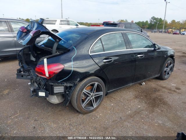 Photo 3 VIN: WDD3G4EB6KW012489 - MERCEDES-BENZ A 220 