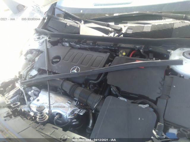 Photo 9 VIN: WDD3G4EB8KW007178 - MERCEDES-BENZ A-CLASS 