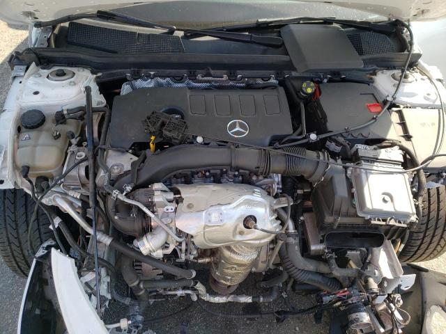 Photo 6 VIN: WDD3G4EBXKW002015 - MERCEDES-BENZ A 220 