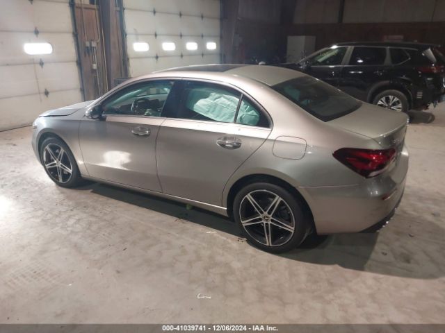 Photo 2 VIN: WDD3G4FB0KW035538 - MERCEDES-BENZ A-CLASS 