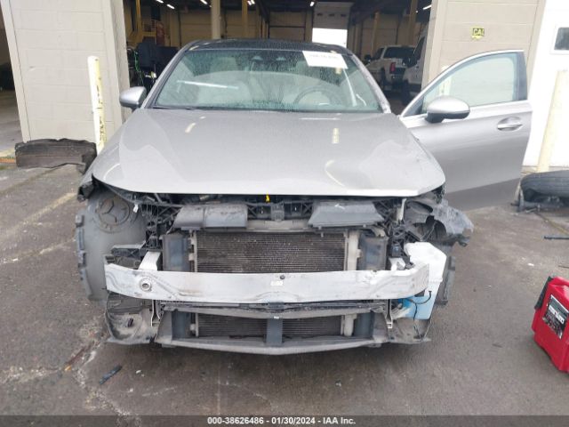 Photo 5 VIN: WDD3G4FB4KW002638 - MERCEDES-BENZ A 220 