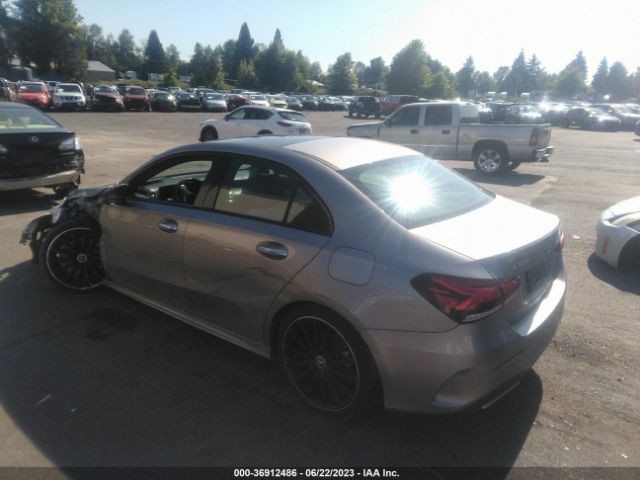 Photo 2 VIN: WDD3G4FBXKW014521 - MERCEDES-BENZ A 220 