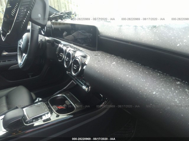 Photo 4 VIN: WDD3G4FBXKW018164 - MERCEDES-BENZ A-CLASS 