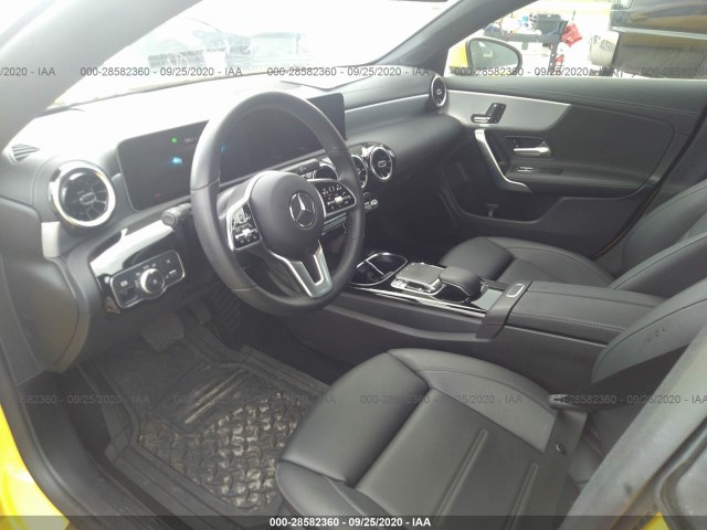 Photo 4 VIN: WDD5J4GB4LN062872 - MERCEDES-BENZ CLA 